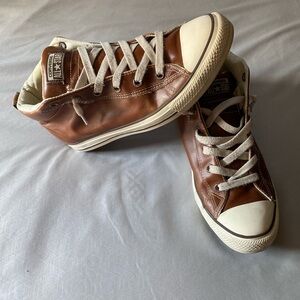 Converse Chuck Taylor Leather All-Stars Size 10.5